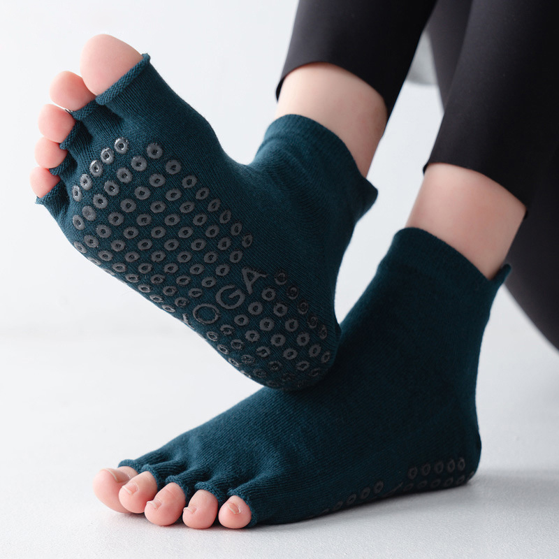 Yoga Socks Half Toe Anti-Slip  – Yoga Dance & Fitness Center Llc recenzja i cena